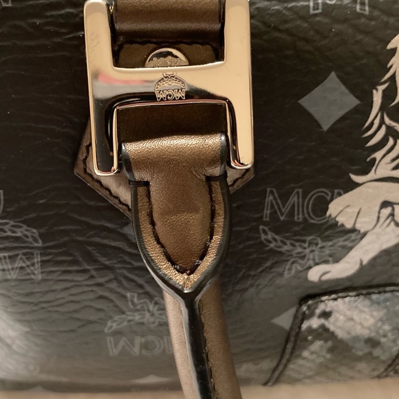 Authentic MCM Visetos Princess Lion Boston Coated Canvas & Leather Bag - Picture 11 of 16